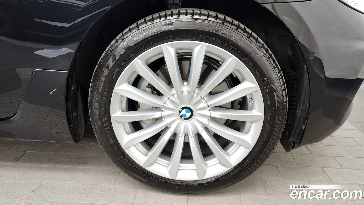 BMW Gran Turismo 2023