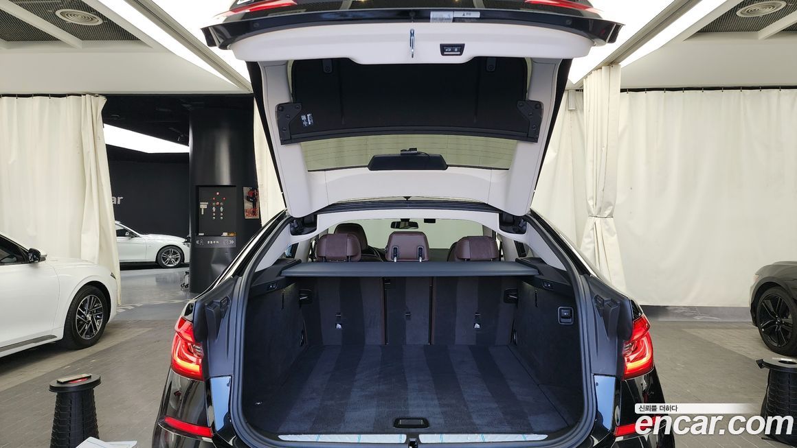 BMW Gran Turismo 2023