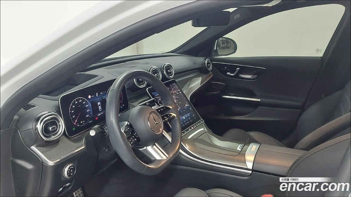 Mercedes-Benz C-Class 2023