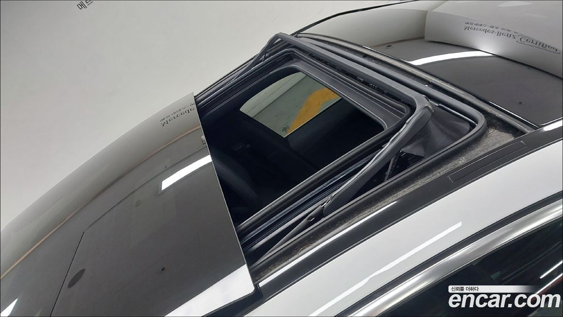 Mercedes-Benz C-Class 2023