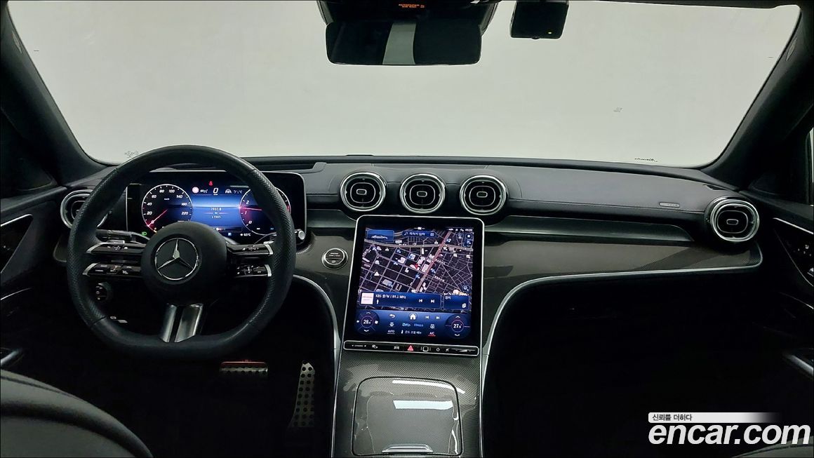 Mercedes-Benz C-Class 2023