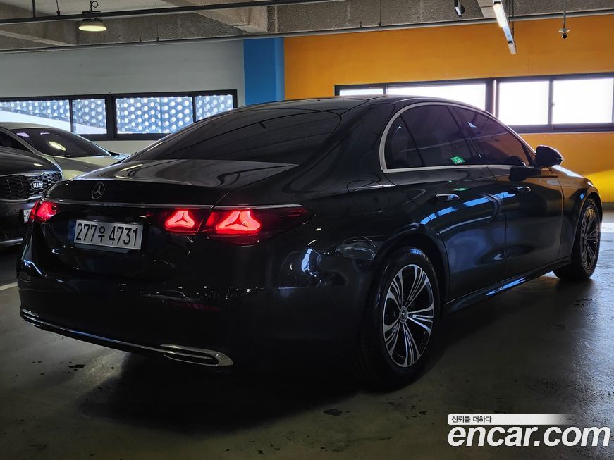 Mercedes-Benz E-Class 2025