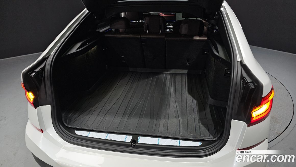 BMW Gran Turismo 2024