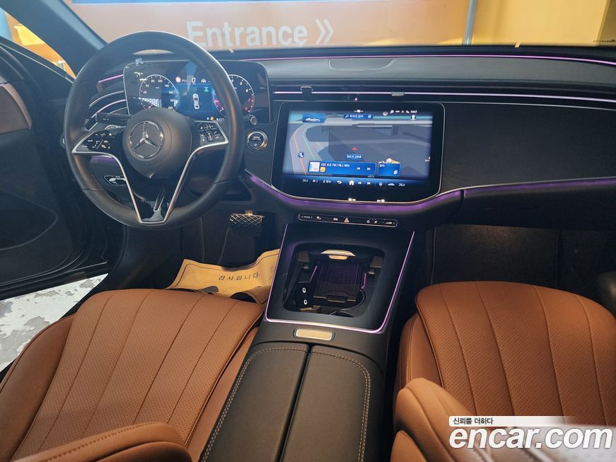 Mercedes-Benz E-Class 2025