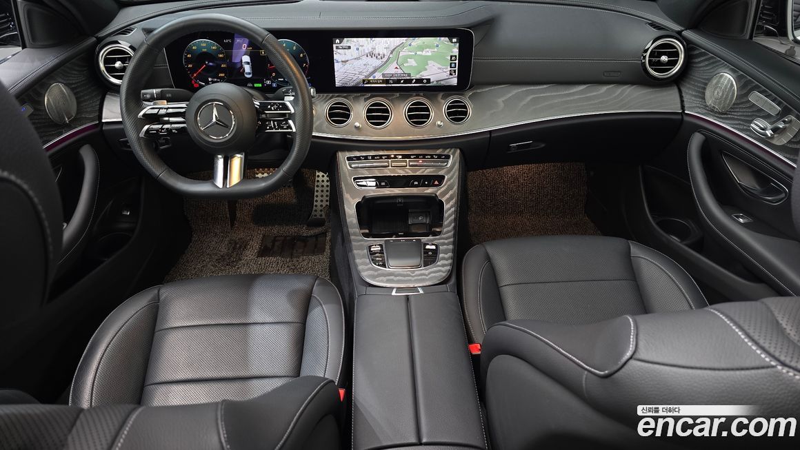 Mercedes-Benz E-Class 2023