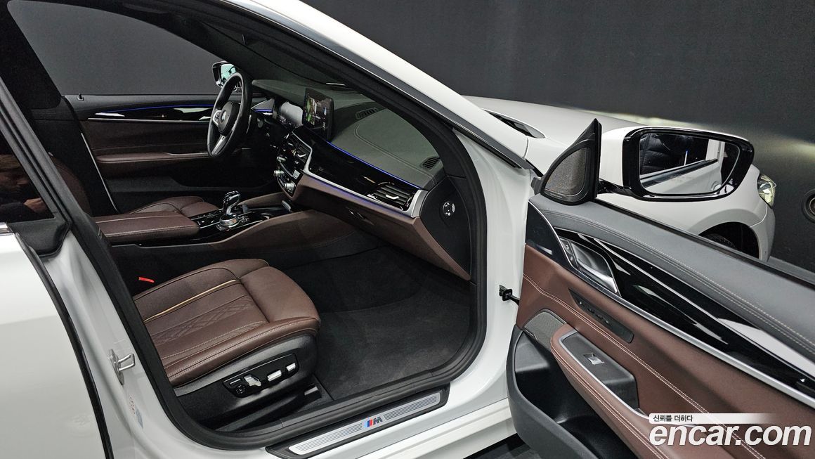 BMW Gran Turismo 2024