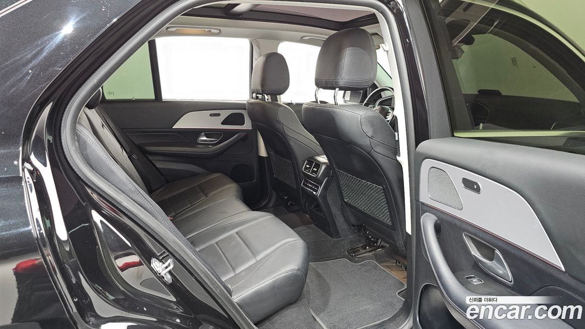 Mercedes-Benz GLE-Class 2020