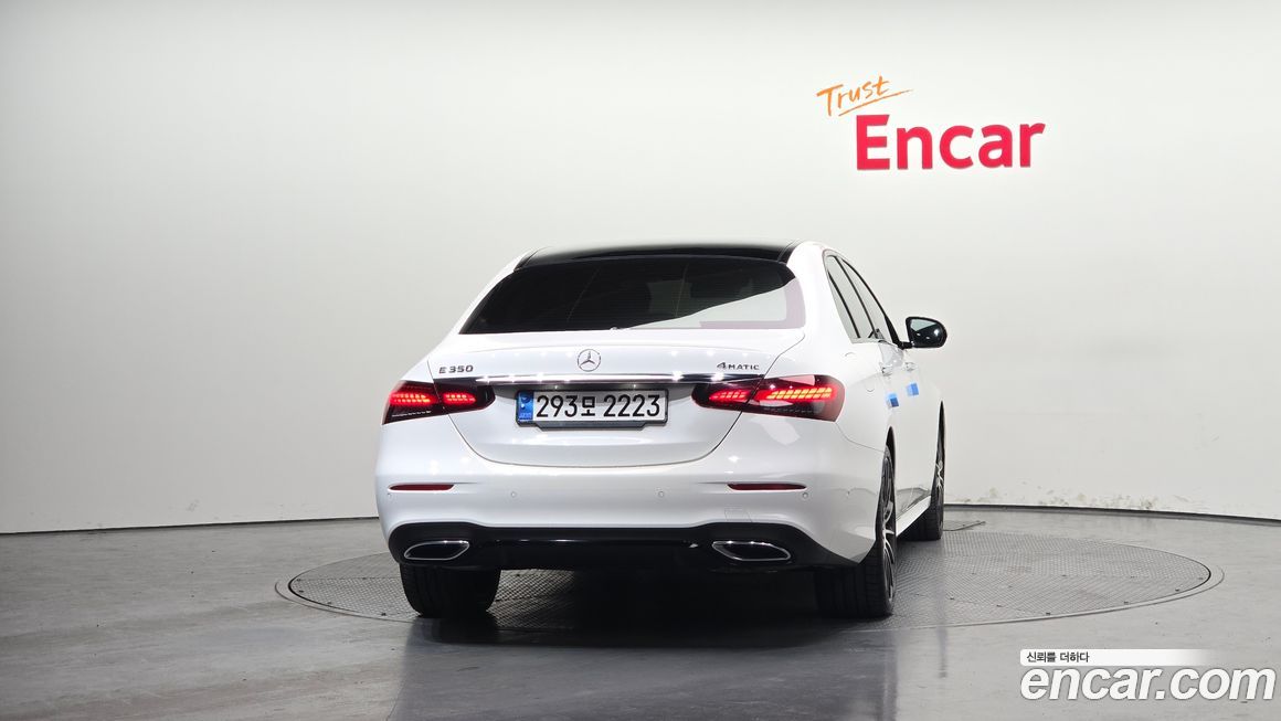 Mercedes-Benz E-Class 2023