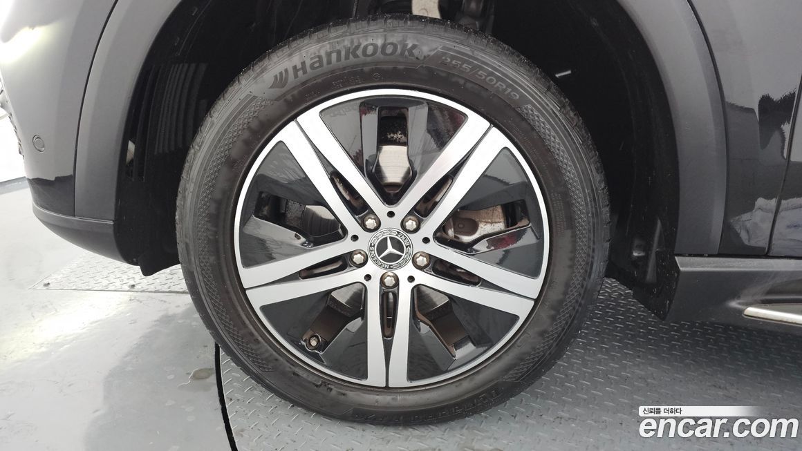 Mercedes-Benz GLE-Class 2020