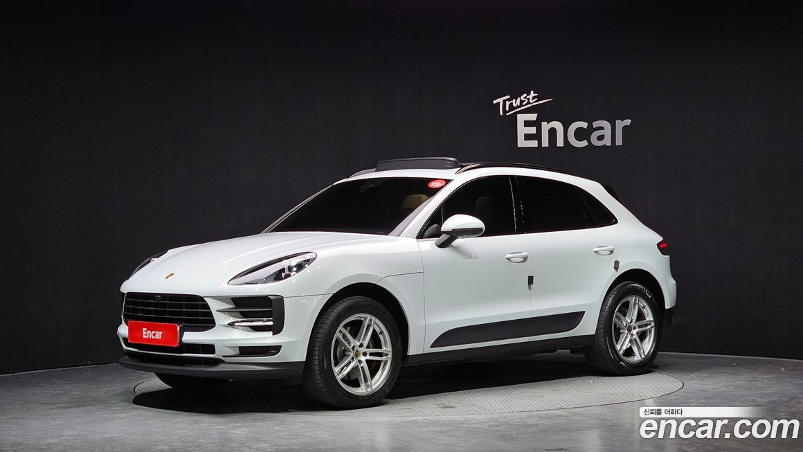 Porsche Macan 2021