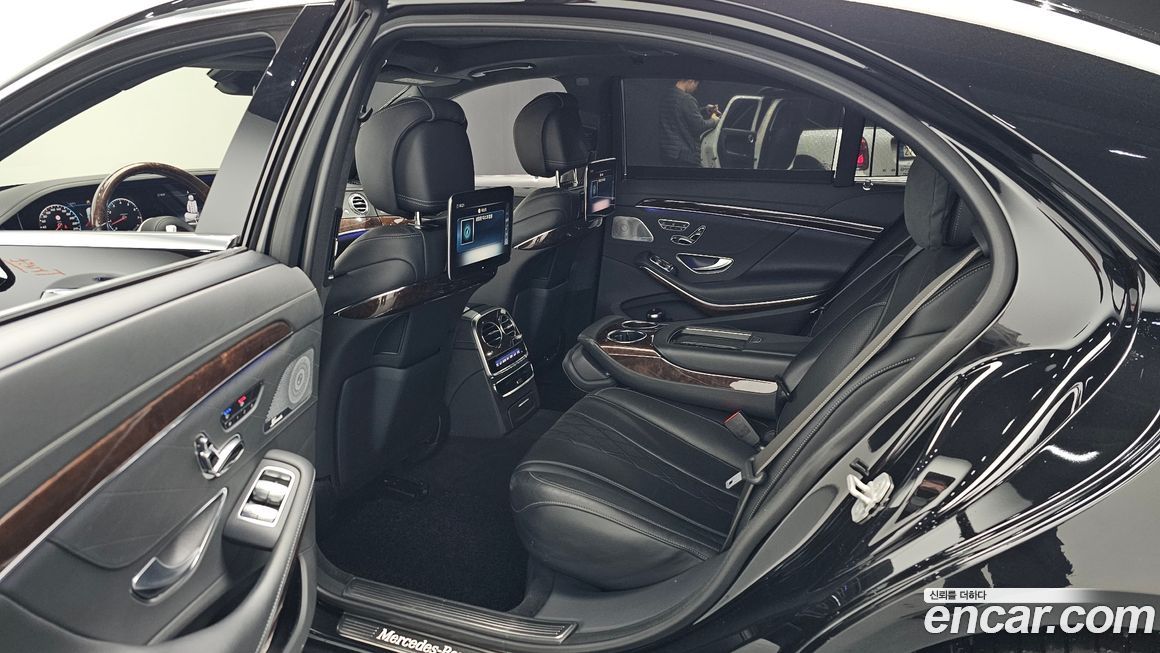 Mercedes-Benz S-Class 2018