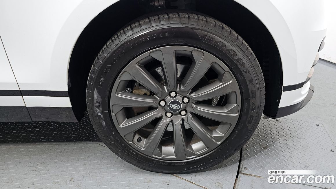 Land Rover Range Rover Velar 2023