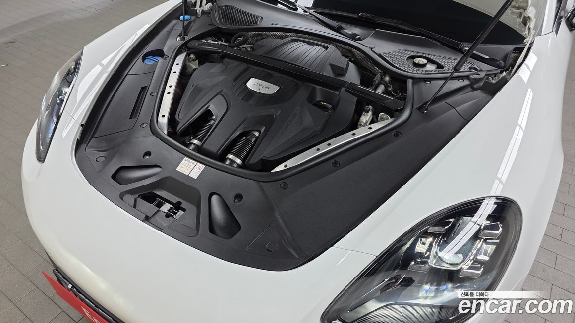 Porsche Panamera 2018