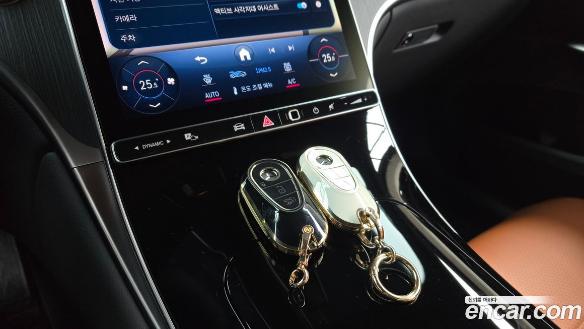 Mercedes-Benz GLC-Class 2024