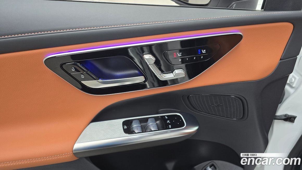 Mercedes-Benz GLC-Class 2024