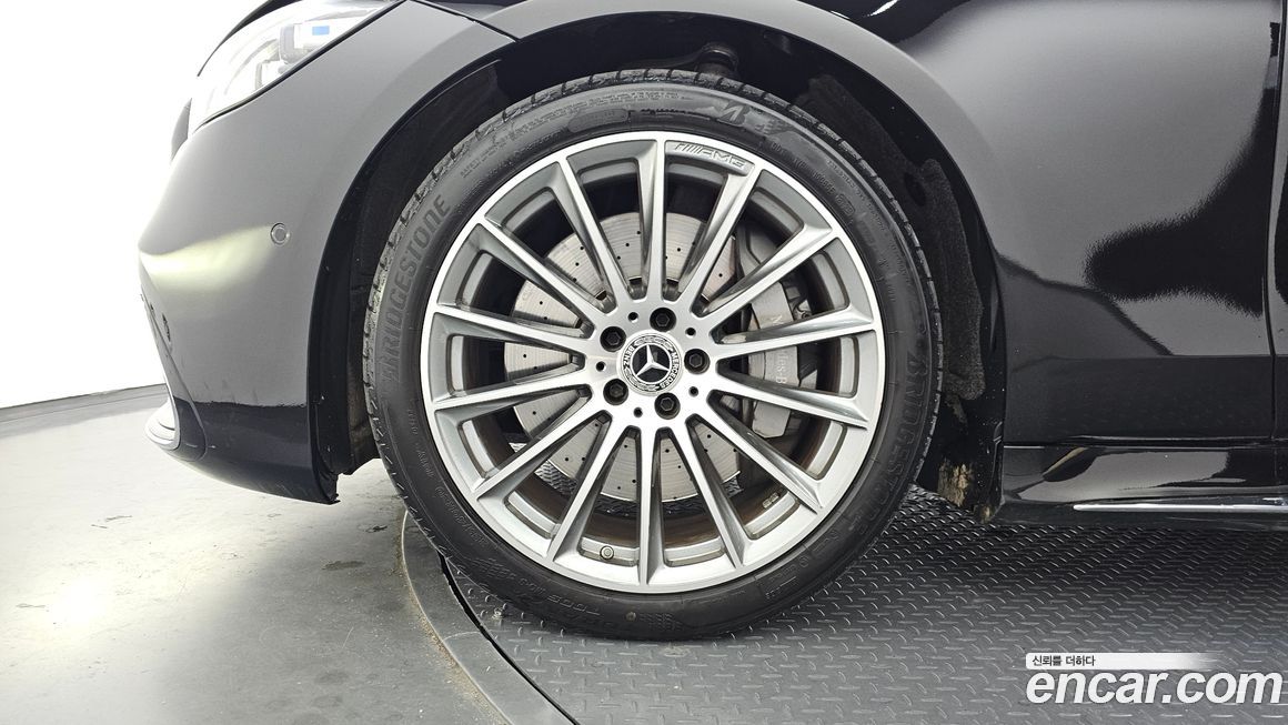 Mercedes-Benz S-Class 2021