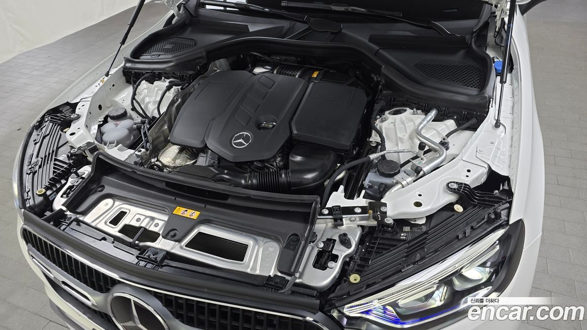 Mercedes-Benz GLC-Class 2024