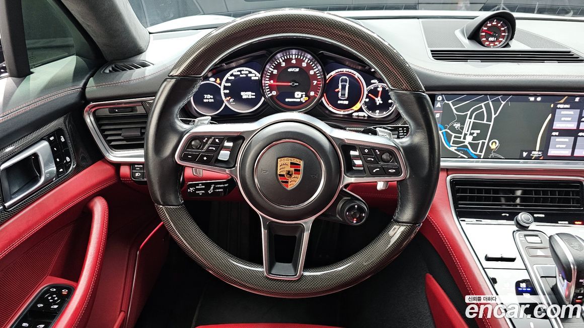 Porsche Panamera 2019