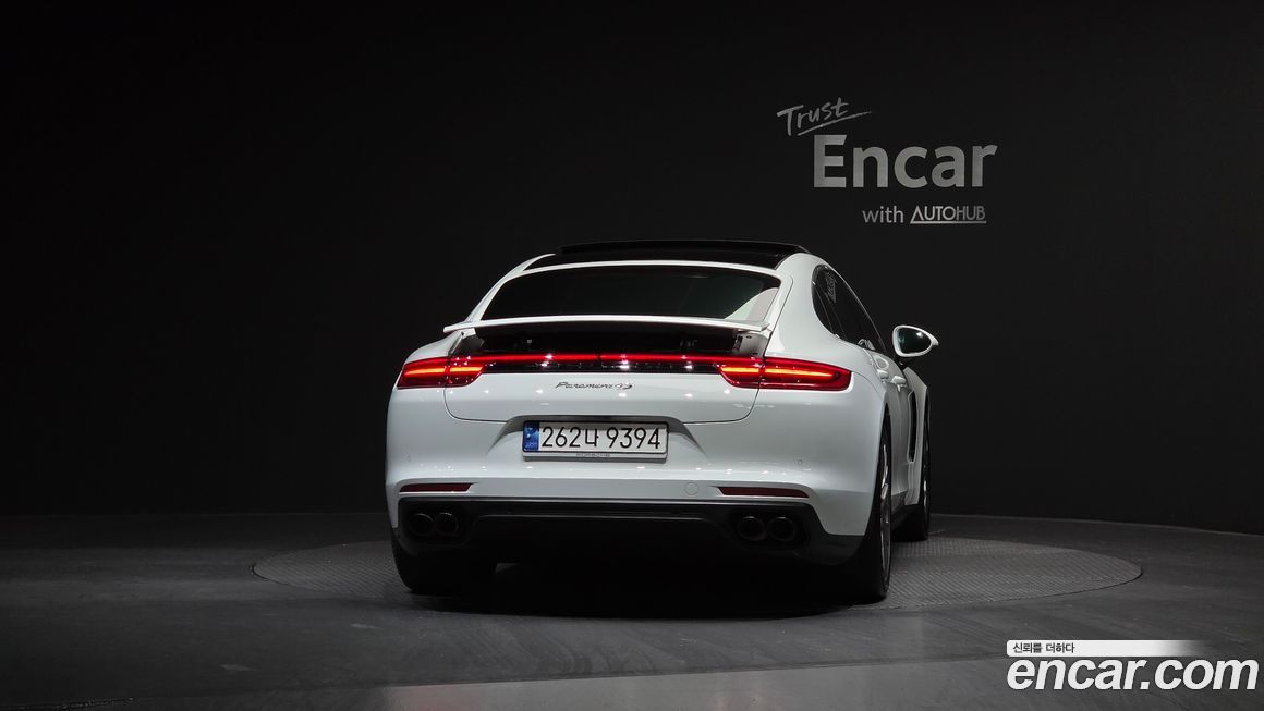 Porsche Panamera 2018