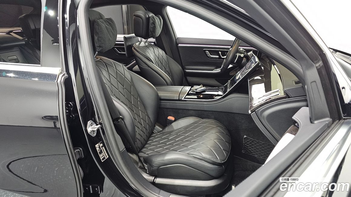 Mercedes-Benz S-Class 2021