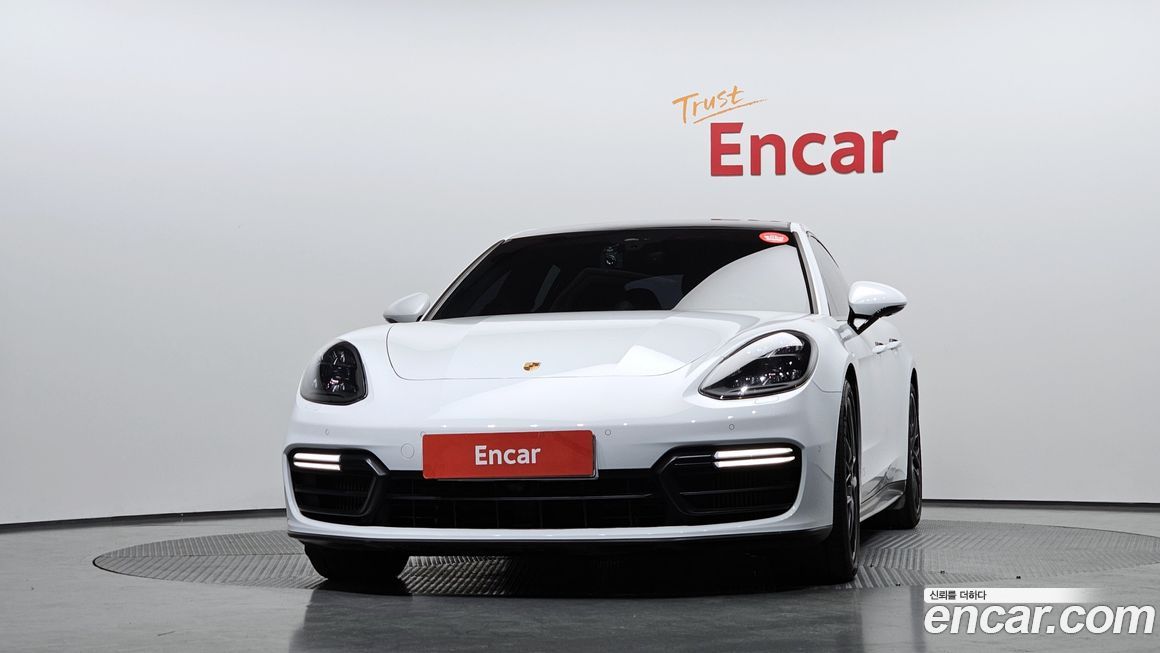 Porsche Panamera 2019