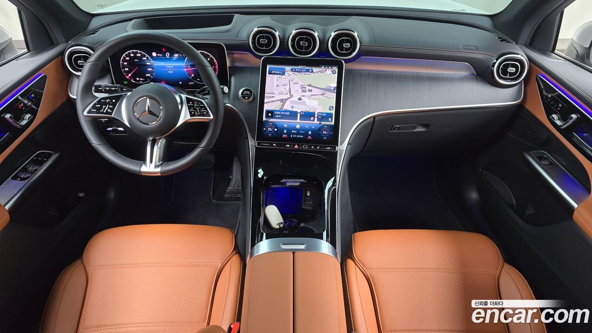 Mercedes-Benz GLC-Class 2024