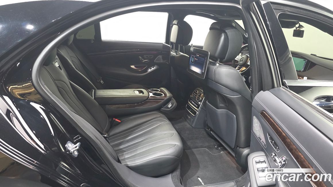 Mercedes-Benz S-Class 2019