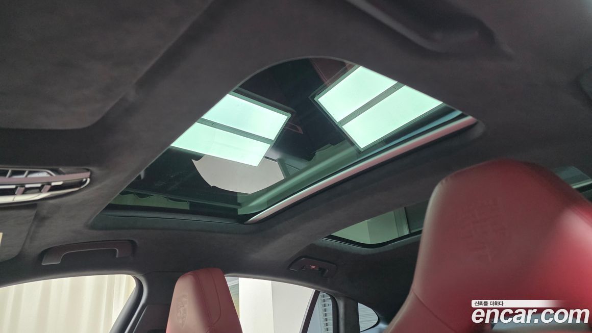 Porsche Panamera 2021