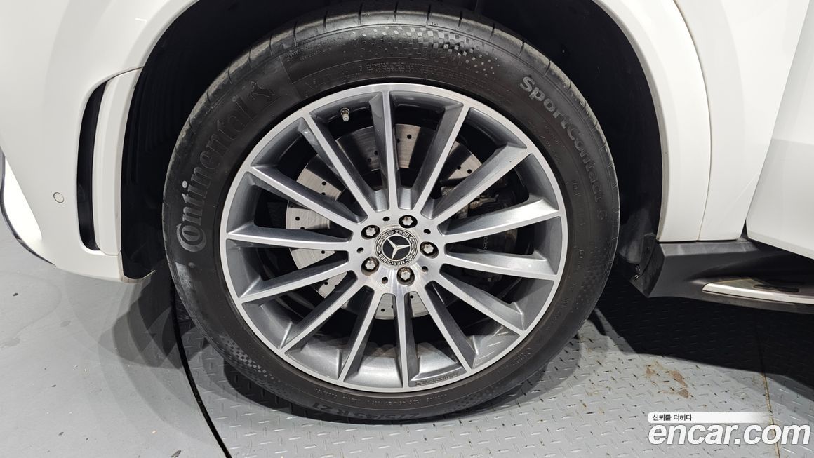 Mercedes-Benz GLE-Class 2023