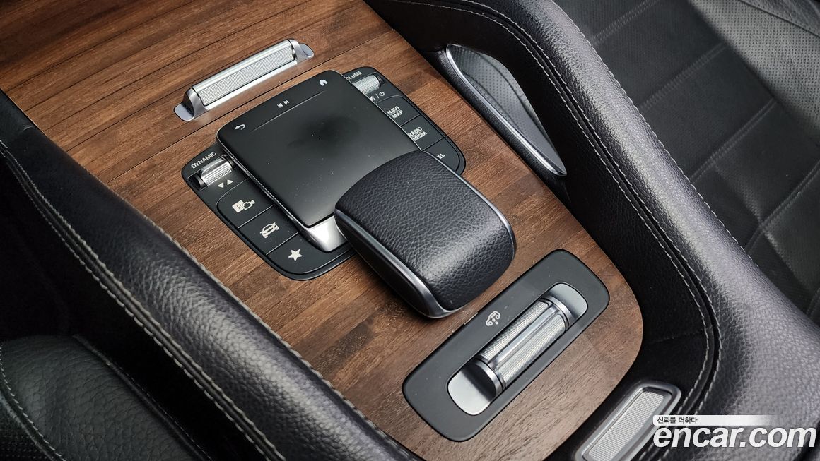 Mercedes-Benz GLS-Class 2021