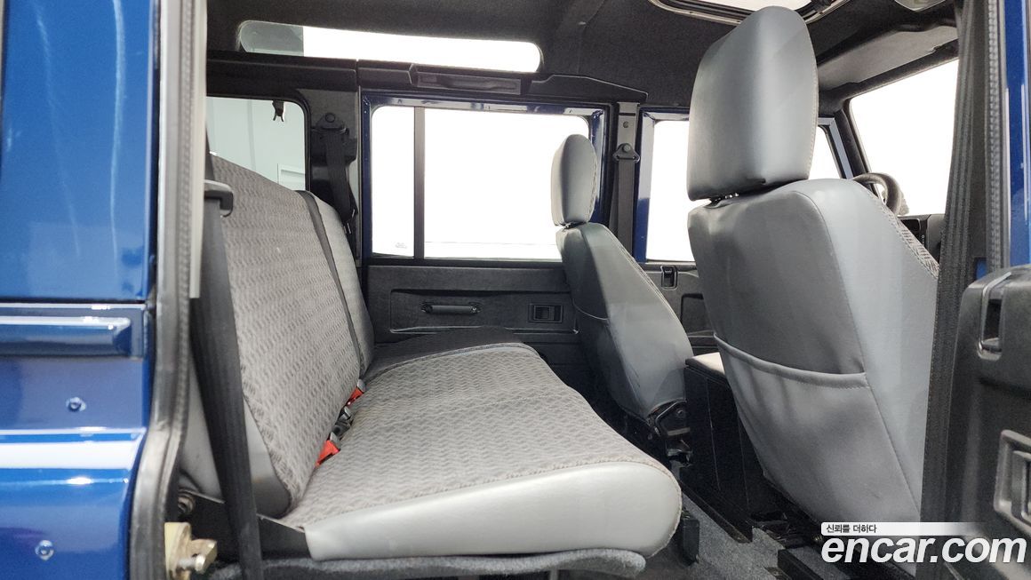 Land Rover Defender 2000