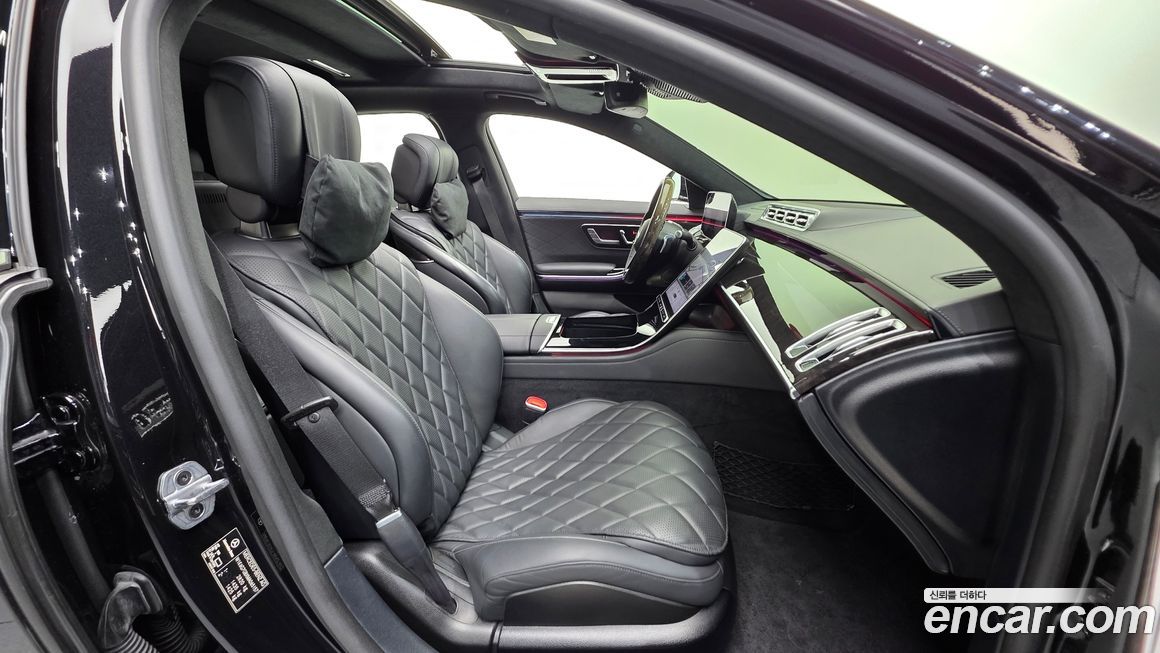 Mercedes-Benz S-Class 2021