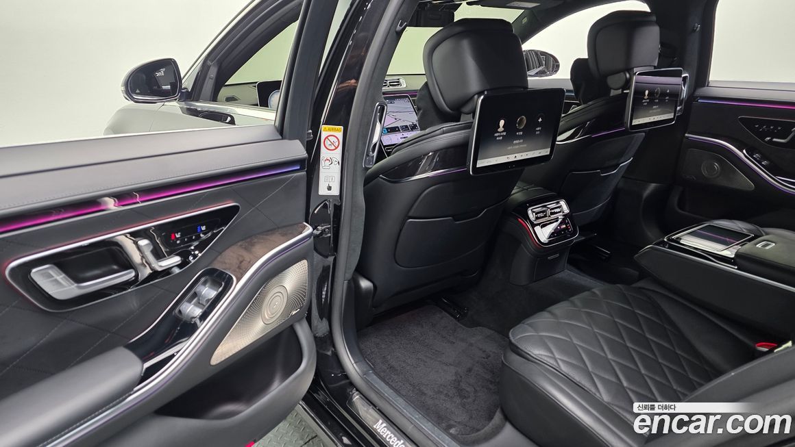 Mercedes-Benz S-Class 2021