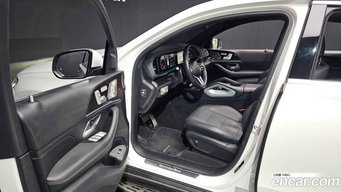 Mercedes-Benz GLE-Class 2023