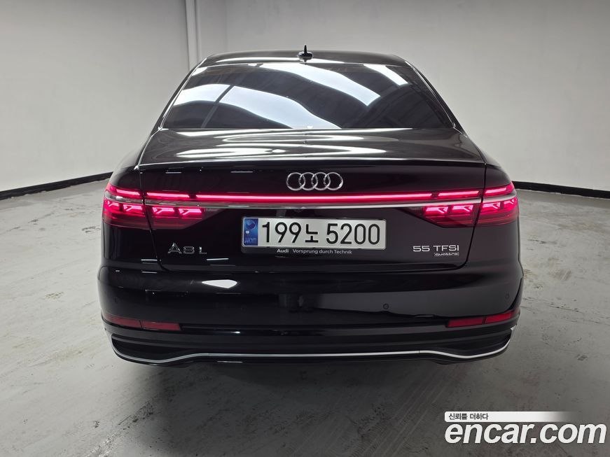 Audi A8 2023