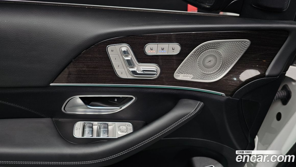 Mercedes-Benz GLE-Class 2023