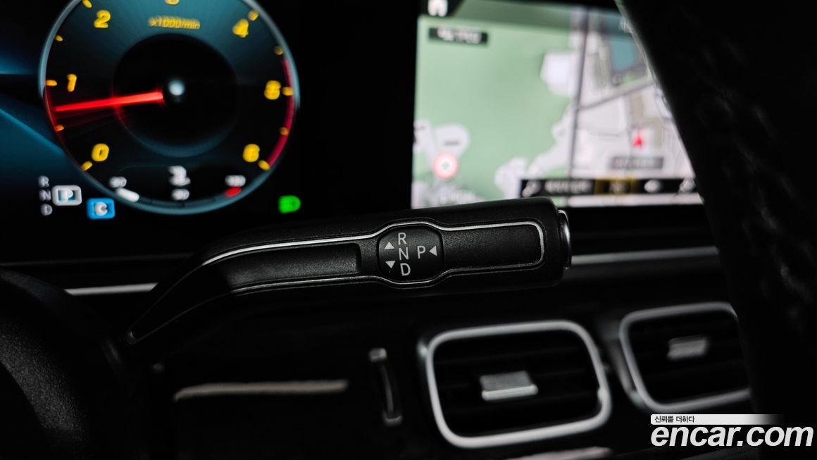 Mercedes-Benz GLE-Class 2023