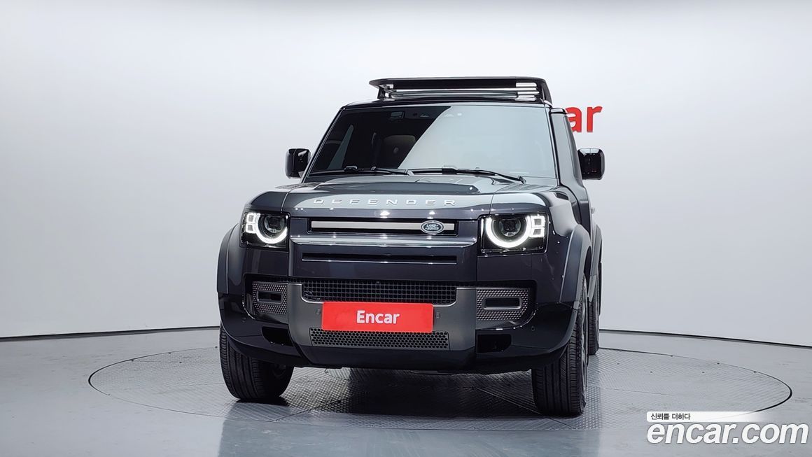 Land Rover Defender 2025