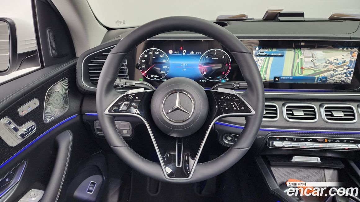 Mercedes-Benz GLE-Class 2026