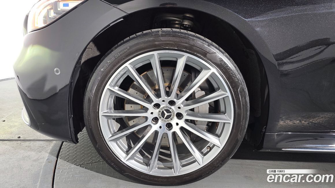 Mercedes-Benz S-Class 2021