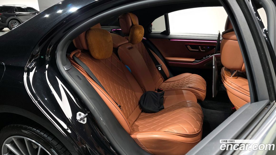 Mercedes-Benz S-Class 2021