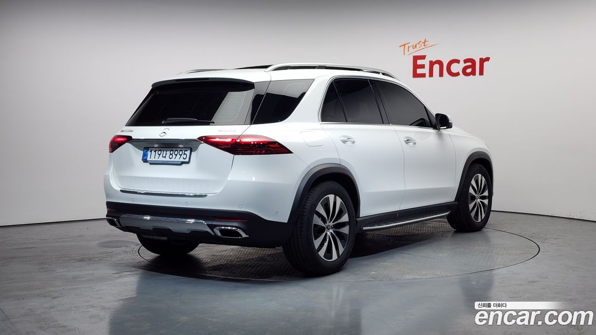 Mercedes-Benz GLE-Class 2026