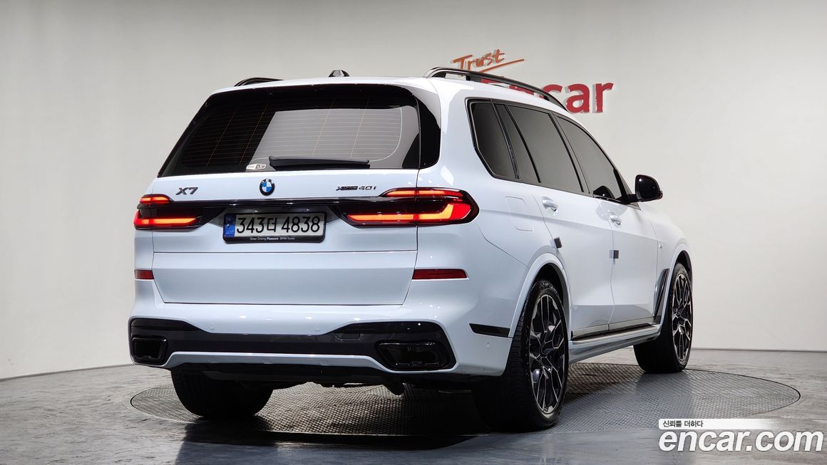 BMW X7 2024