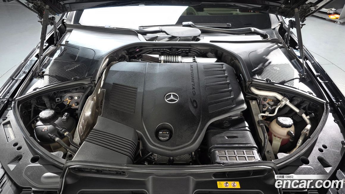 Mercedes-Benz S-Class 2021