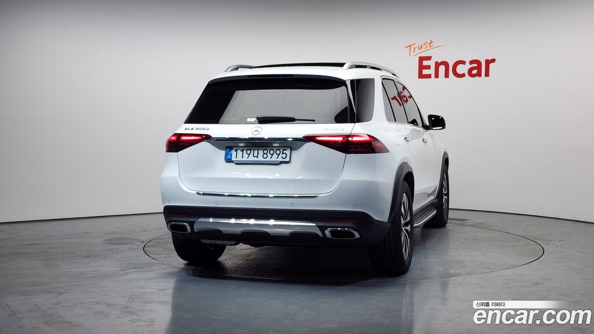 Mercedes-Benz GLE-Class 2026