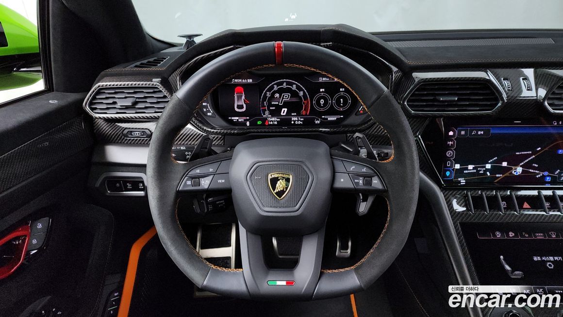 Lamborghini Urus 2024