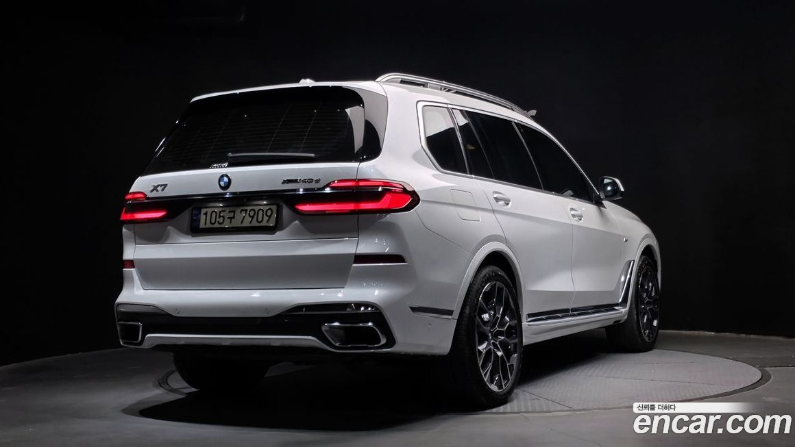 BMW X7 2024