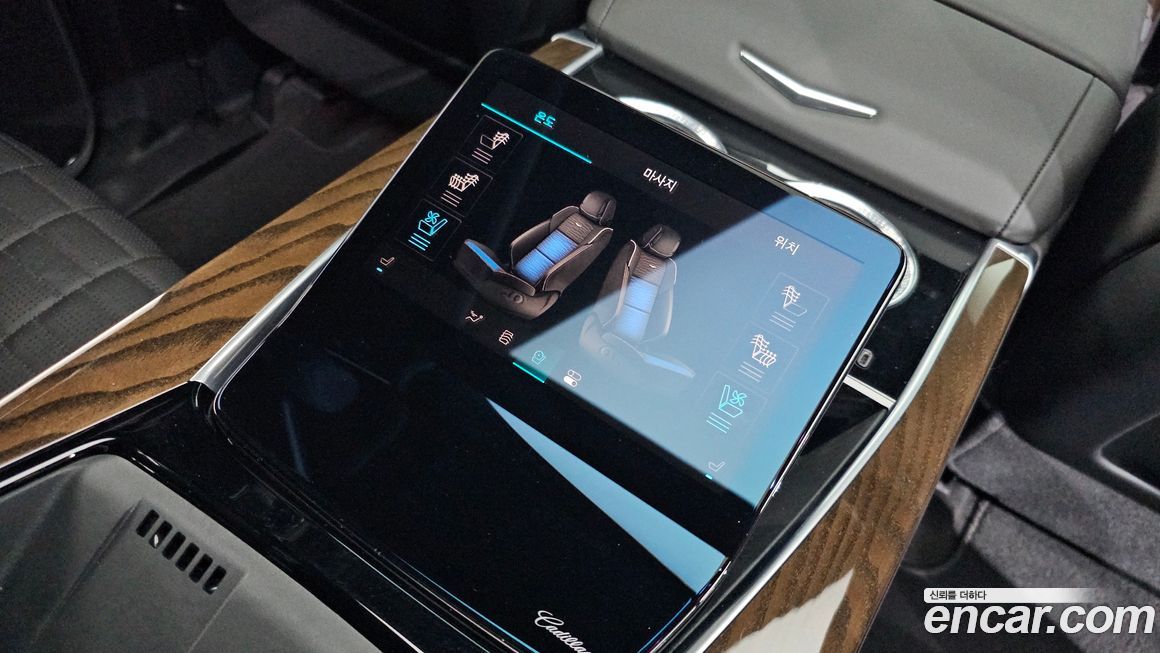 Cadillac Escalade 2025