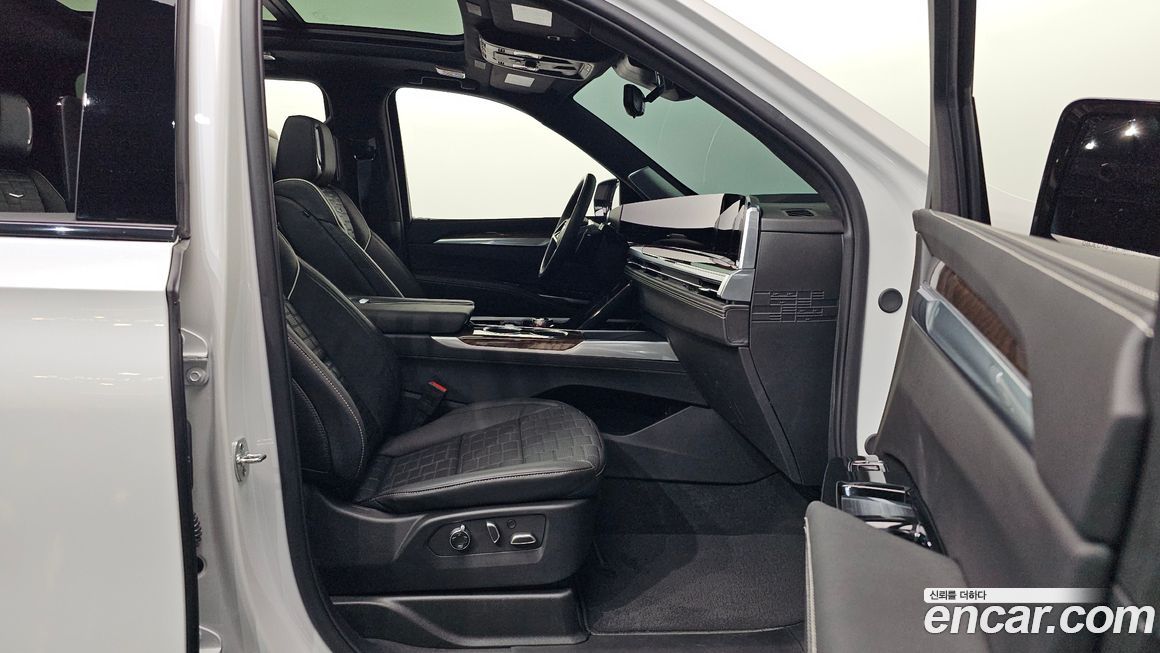 Cadillac Escalade 2025