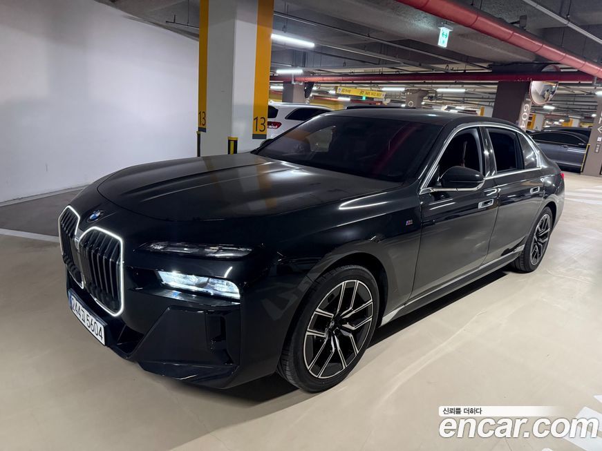 BMW 7-Series 2025
